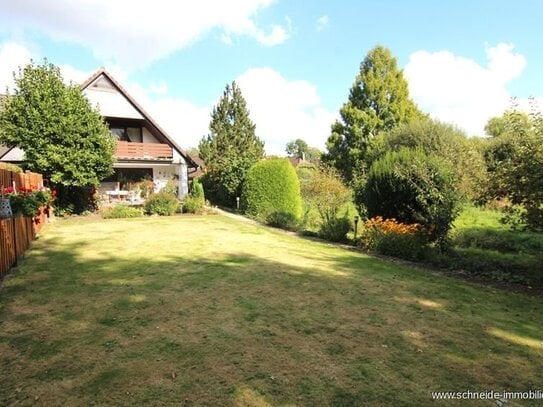 Ein Haus im Grünen! Familienfreundliche Doppelhaushälfte auf einem sonnigen Erbpachtgrundstück