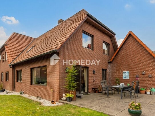 Idyllisches Einfamilienhaus mit großem Grundstück und stilvollem Interieur in ruhiger Lage