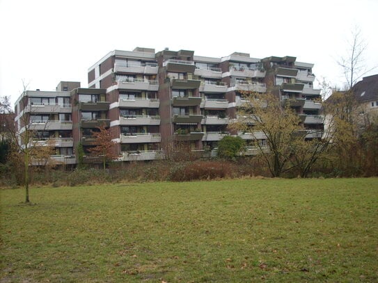 Barrierefreie lichtdurchflutete Räume - 3 Zimmer mit Balkon und Tiefgaragenstellplatz