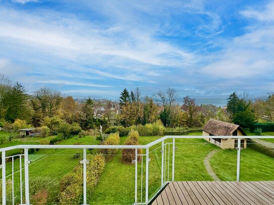 Helle sanierte Maisonette-Wohnung mit Weitblick