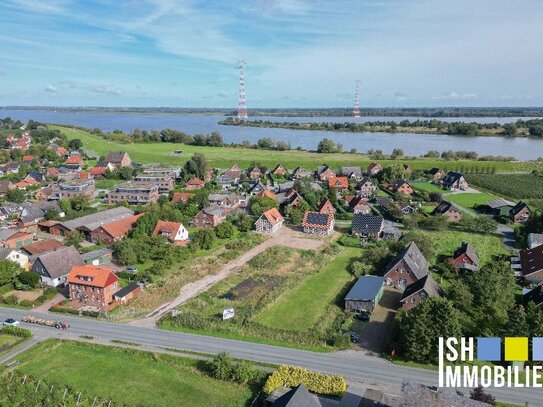 Fachwerkliebe an der Elbe: gemütliche Maisonettewohnung mit Charme