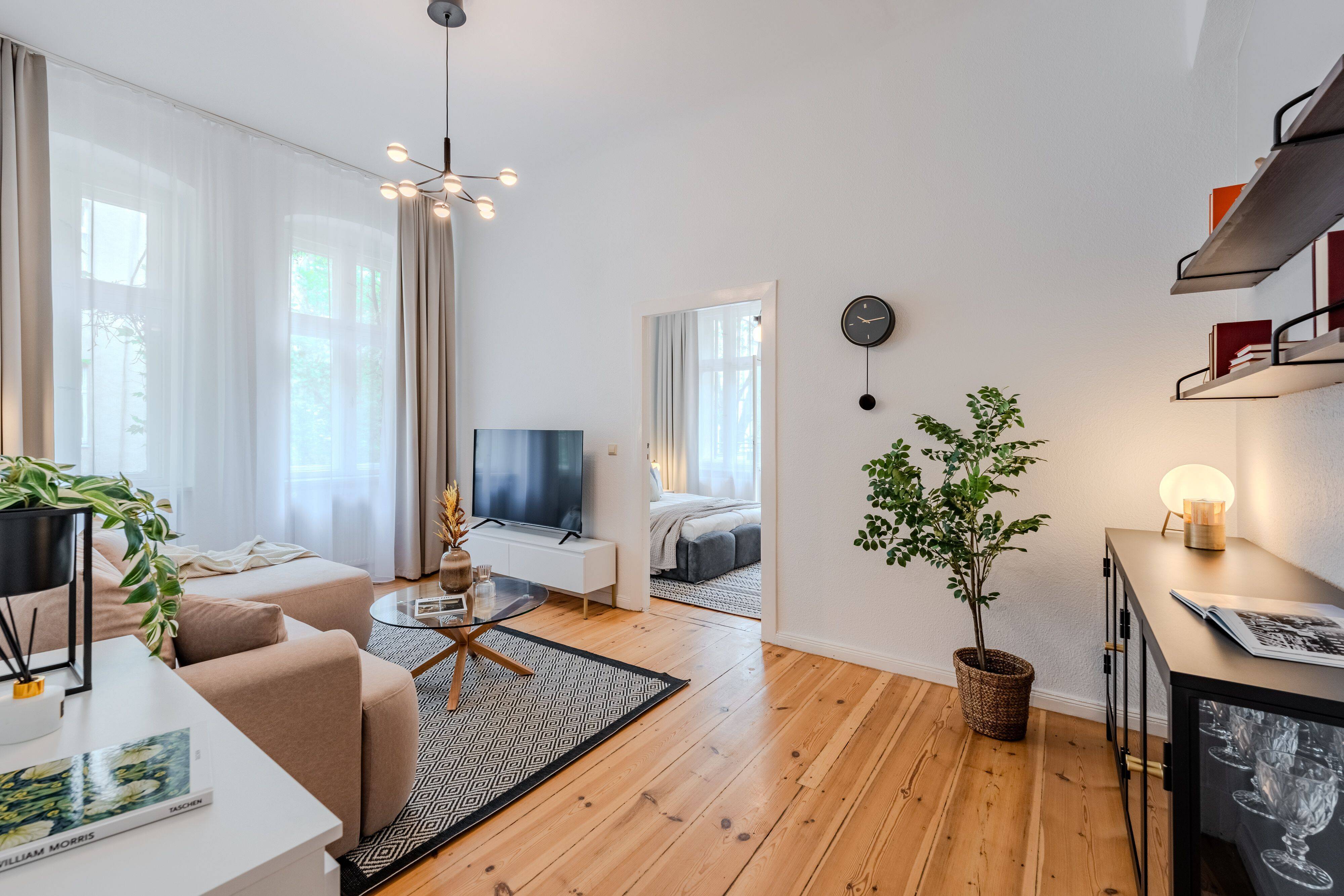 Schönebergs Designer-2-Zimmer-Wohnung mit Balkon - Foto 1