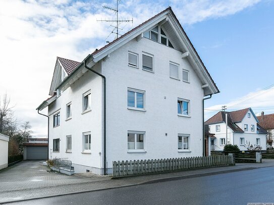 Wohnen im Erdgeschoss mit Garten und Terrasse