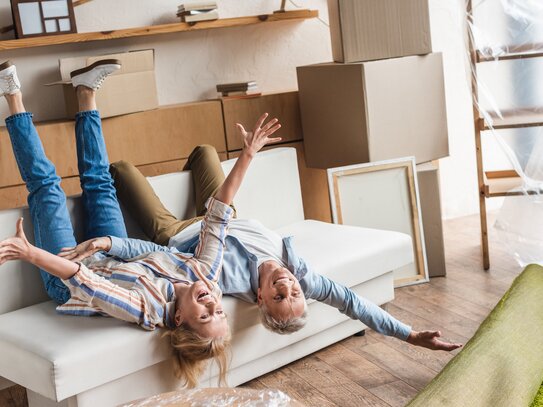 Barrierefreie 2-Zimmer-Wohnung in Erlangen: helle Erdgeschosslage mit Loggia, Fensterbad & moderner Einbauküche – Energ…