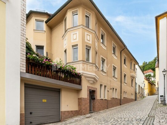 Charmantes Mehrfamilienhaus mit 2 WE's und Dachterrasse in Kulmbach