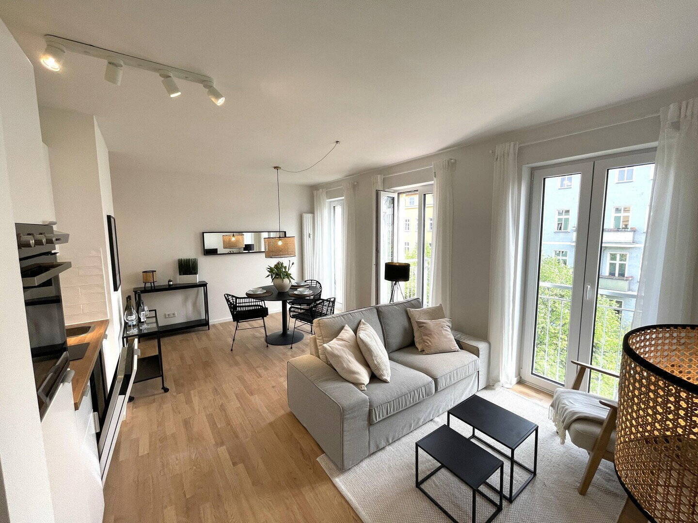 Traum_Sonnige 2 Zimmer Maisonette Wohnung mit Dachterrasse und Balkon - Foto 1