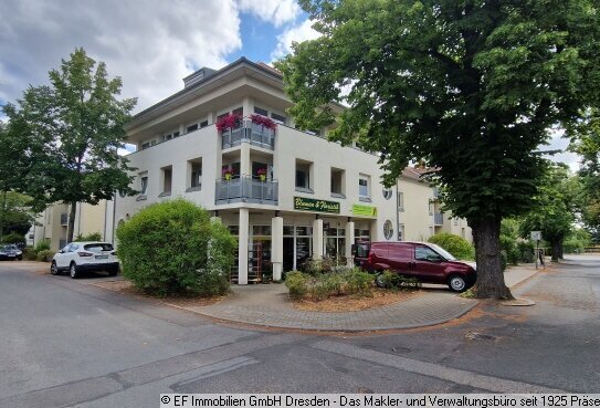 ruhig gelegene 3-Zi.Whg. mit Tiefgaragenstellplatz (Nr. 34), 2x Balkon, Bad mit Badewanne u. Dusche, Gäste-WC u. separa…