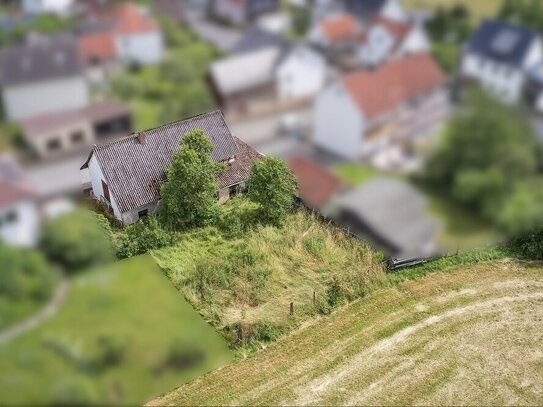 Baugrundstück in exklusiver Feldrandlage von Cyriaxweimar!