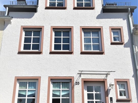 Wohnung Miethaus Rheinenhaus sehr gepflegt mit Terrasse