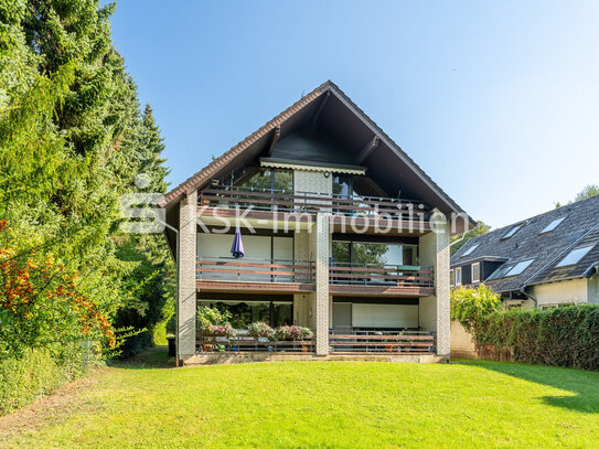 Blick ins Grüne! Moderne Dachgeschosswohnung mit Balkon und Stellplatz in 50354 Hürth-Stotzheim!