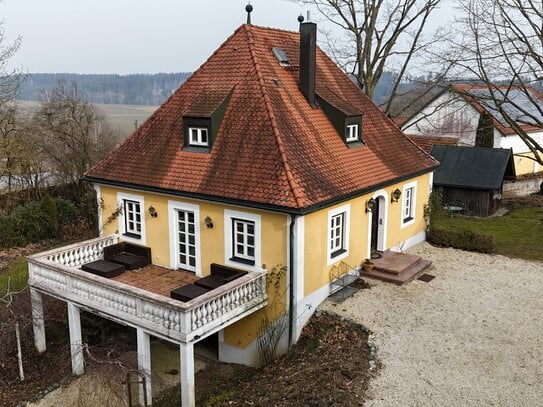 Einmalige Gelegenheit - Bezugsfreies Einfamilienhaus im Schlossgarten Wolfersdorf!