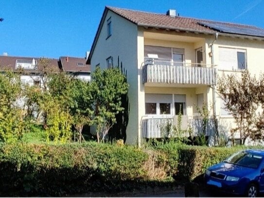 Mehrfamilienhaus auf einem großzügigen Baugrundstück mit vielfältigem Entwicklungspotenzial in WN