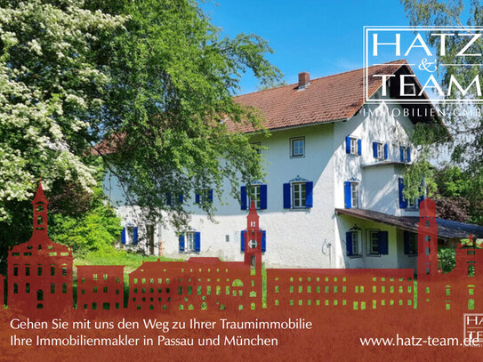 Idyllisches, teilsaniertes Landhaus mit großzügigem Grundstück nähe Simbach am Inn!