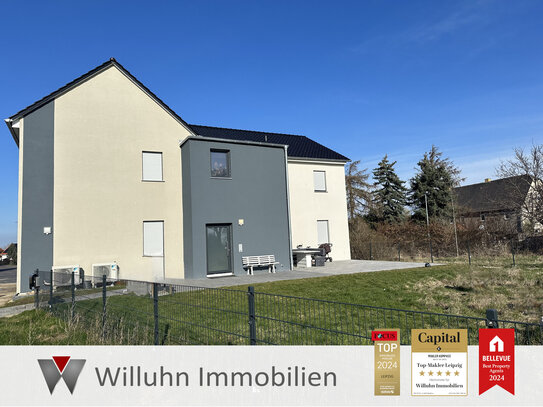 Hochwertig saniertes Zweifamilienhaus - Wärmepumpe, große Terrasse, Garten & ca. 5.000 m² Land!