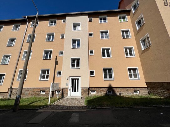 Dachgeschosswohnung mit Balkon für meine Familie!!!!