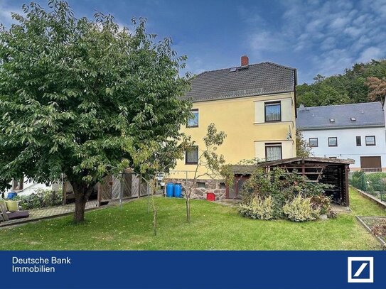 Idyllisches Einfamilienhaus in ländlicher Ruhe mit Nähe zu Waldheim