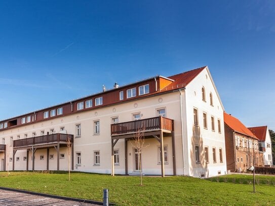 *Maisonette-Wohnung im 3-Seiten-Hof*