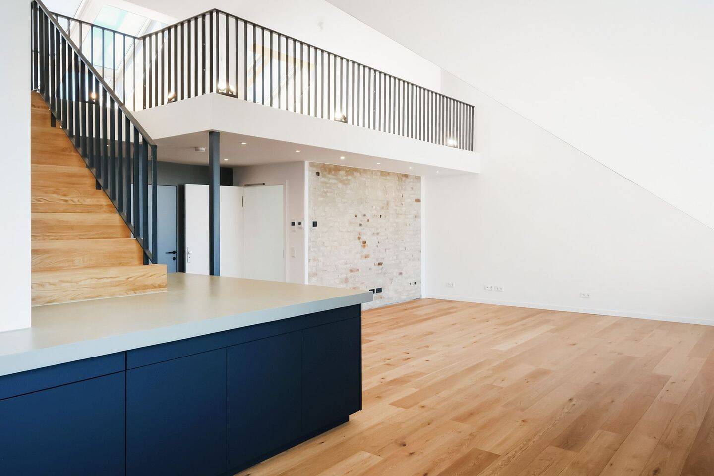 Architektur trifft Lebensqualität - Schöneberg von seiner besten Seite - Photo 1