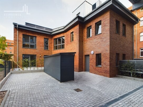 Erfurt - Kernsanierte 4-Zimmer-Wohnung mit Dachterrasse nahe der ICE-City