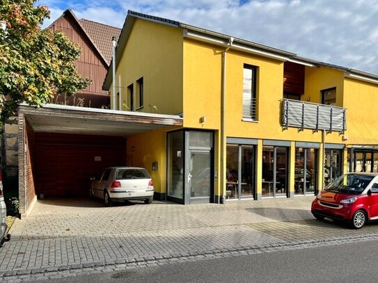 Büro oder Praxisräume in zentraler Lage mit Balkon