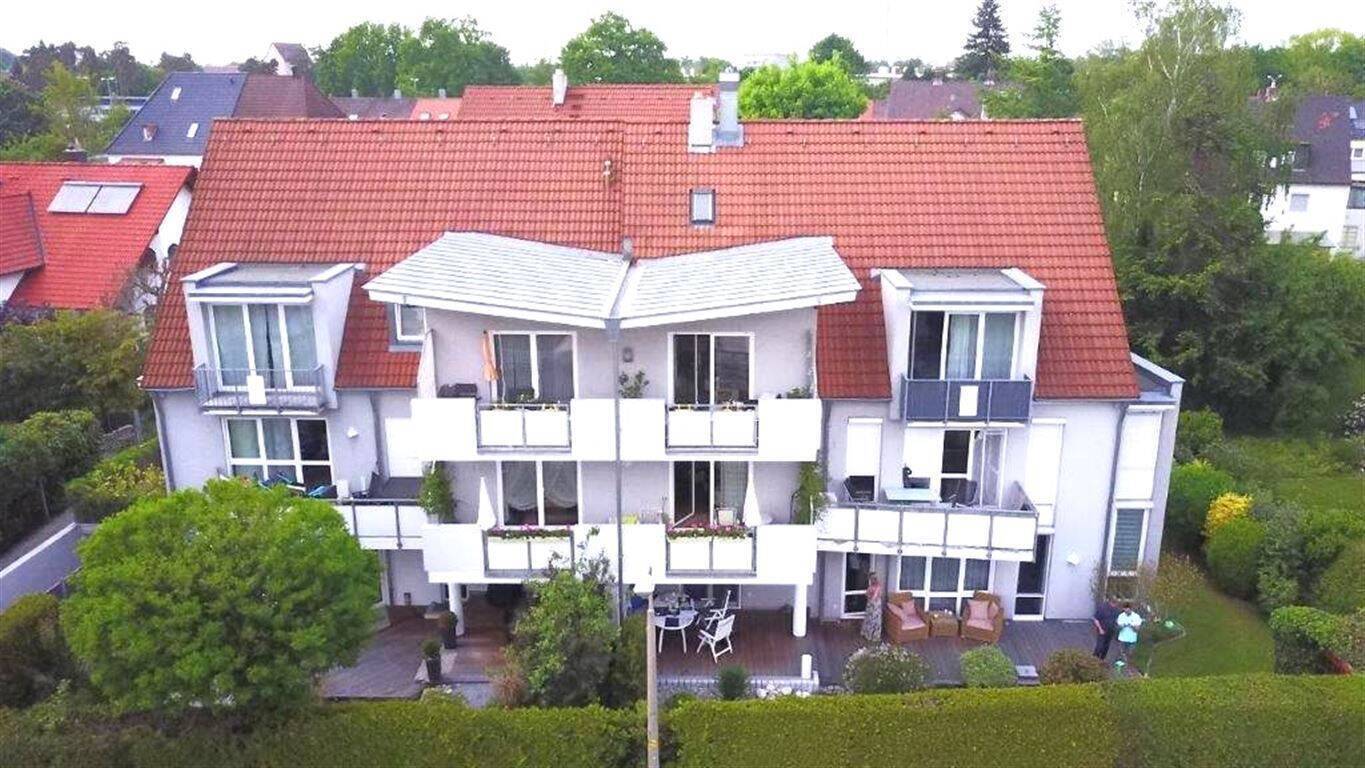                                                              ... Maisonette-Wohnung: Eine Klasse f&uuml;r sich - manche m&ouml;gen's nice ...                                                       in Maiach (Nürnberg)