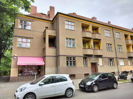 Renoviert Schöne Wohnung umgeben von viel Grün am Reinickendorf