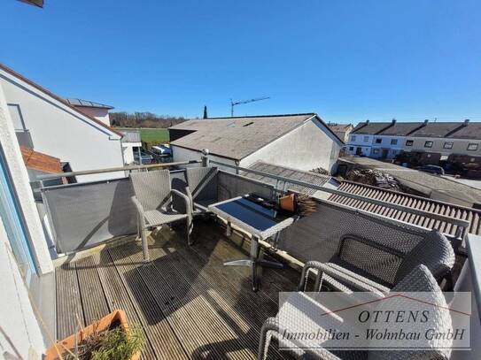 Helle Wohnung, ruhig gelegen, mit Süd-Balkon