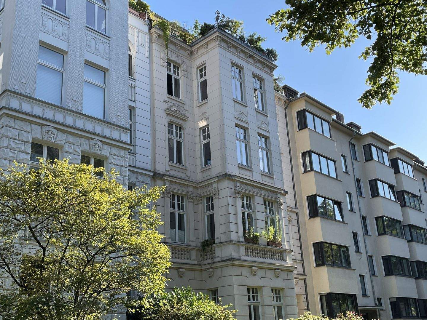 Traumhafte Altbauwohnung im Agnesviertel