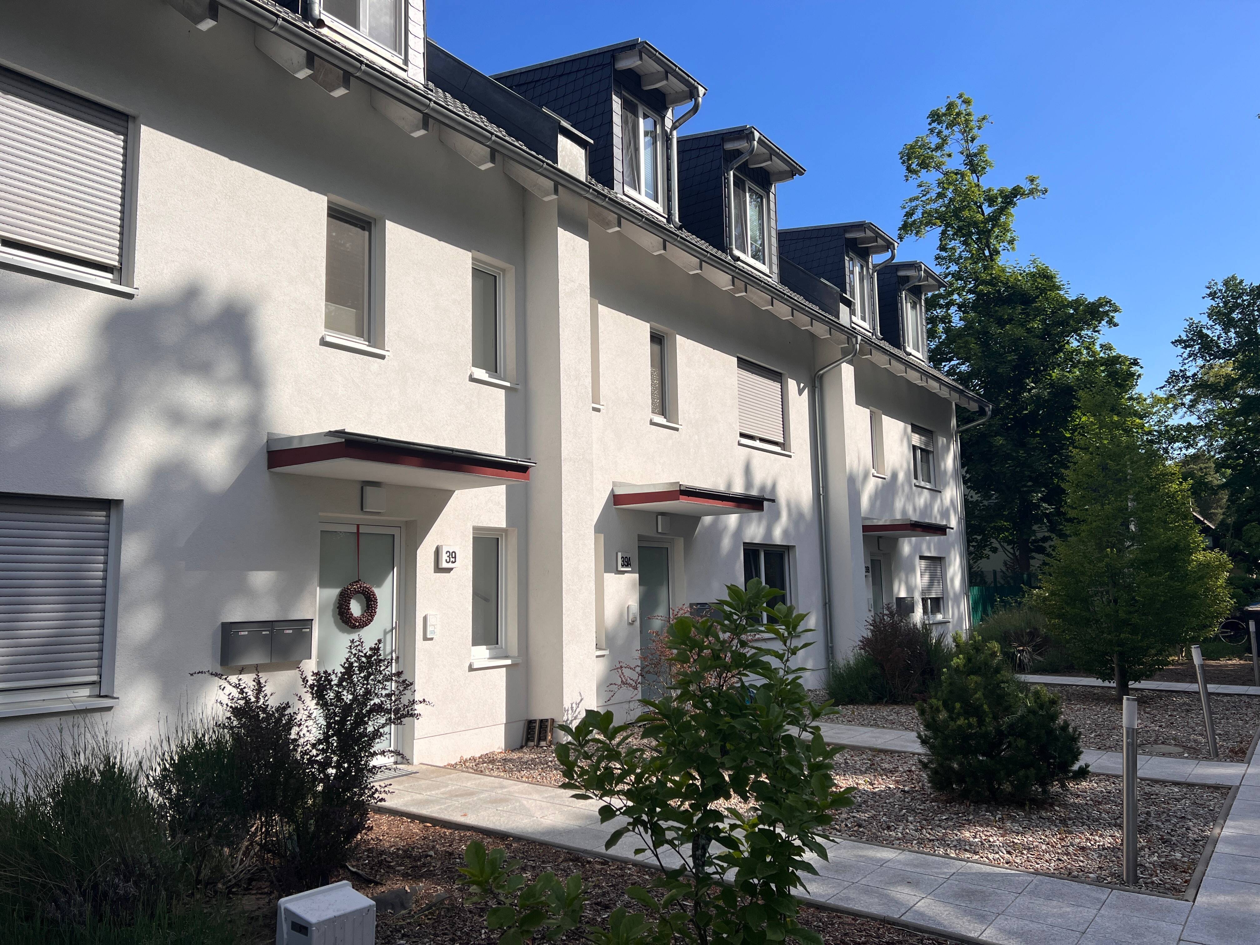 Exclusiv nahe Glienicker See in Kladow 3- Zimmerwohnung mit Terrasse/Garten auf schönem Waldgrundstück - Foto 1