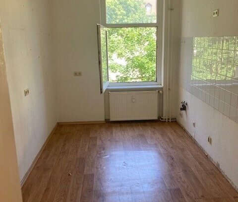 Quiet 2 bedrooms apartement, large bath with window, garden