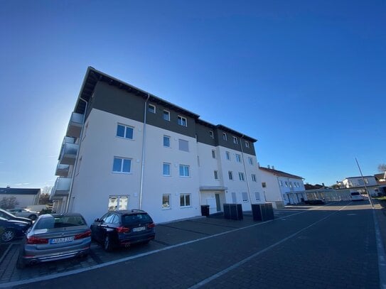 Neubau! 3- Zi.-Wohnung im DG (3.OG) mit Terrasse und Bergpanoramablick, am Ortsrand von Bad Aibling