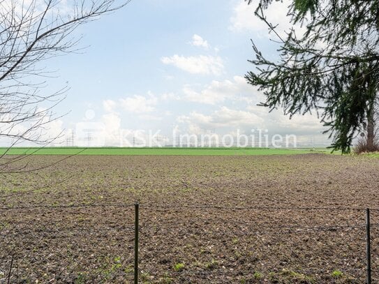 Großzügiges Grundstück mit Weitblick in Büsdorf.