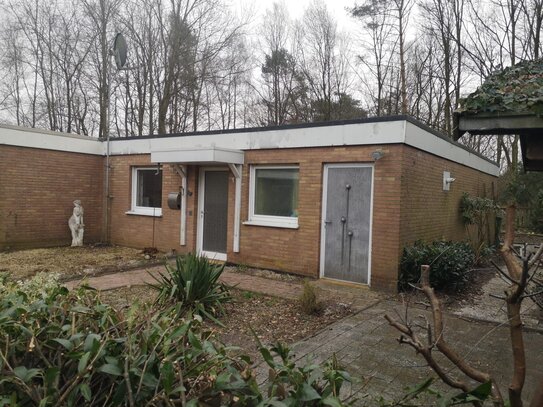 Kleiner, ebenerdiger und möblierter Bungalow am Drilandsee in Gronau jetzt zu vermieten