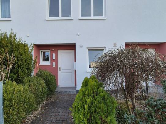 Ruhig gelegenes Reihenmittelhaus in Waldrandlage von Buckenhof