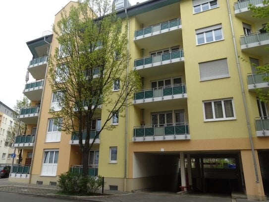 Sie werden diese Wohnung lieben! Haus mit Lift und Tiefgarage in Gera Debschwitz