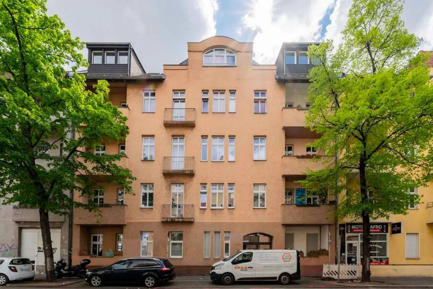 Gepflegte Altbauwohnung mit Balkon in Neukölln | 43 m² | Vollständig renoviert 2017 - Foto 1