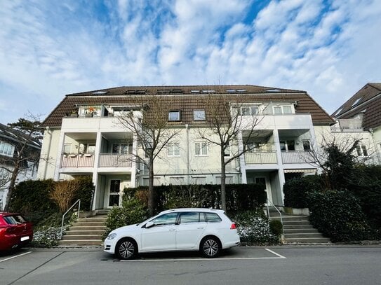 Perfektes Familienheim in Kleinzschachwitz - 4-Zimmer-Maisonettewohnung mit Balkon und Tiefgarage