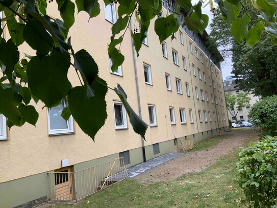 47107/4 Einziehen und Wohlfühlen/tolle Single-Wohnung in Mörsenbroich