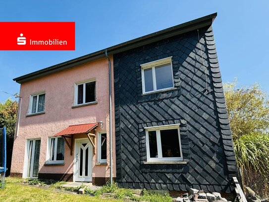 ***Einfamilienhaus mit großem Grundstück und Werkstatt in zentraler Lage von Friedrichroda***