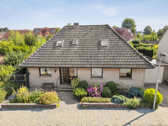 Schöner Bungalow mit ausgebautem Dachgeschoss in guter Lage von Rheine, links der Ems