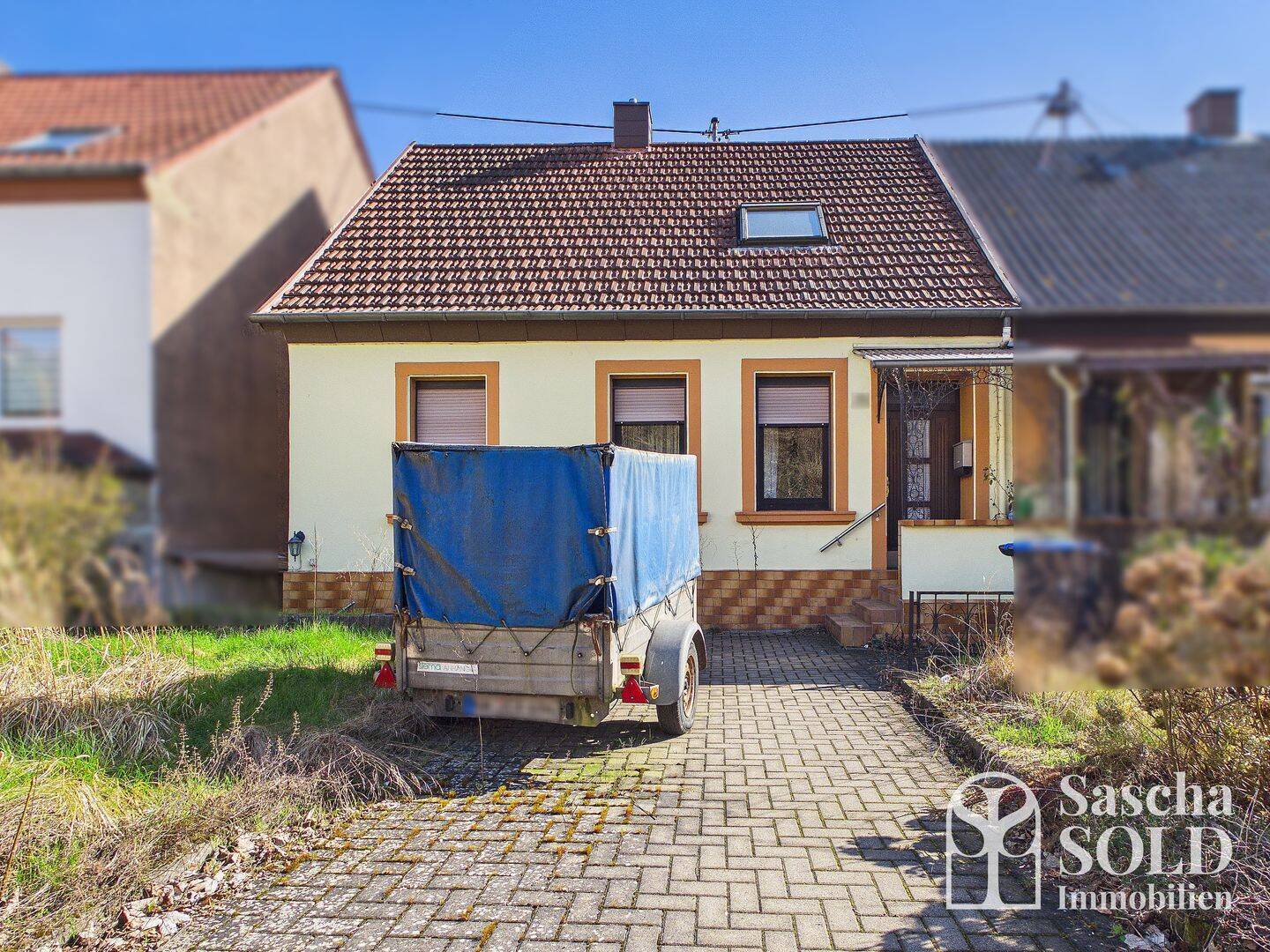 Real Estate Title Image Background