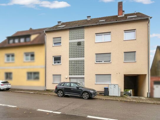 Mehrfamilienhaus mit 7 Wohneinheiten und Garagen, vermietet, in attraktiver Wohnlage von St. Ingbert