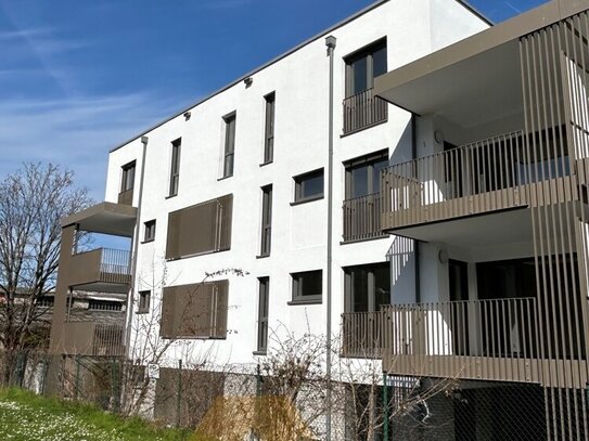 Erstbezug ! Tolle Gartenwohnung - großzügige 3-Zimmer mit EBK & schöner Terrasse