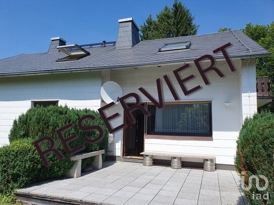 1-Familienhaus in idyllischer Lage mit wunderschönem großen Grundstück. Wohnen wo andere Urlaub machen!