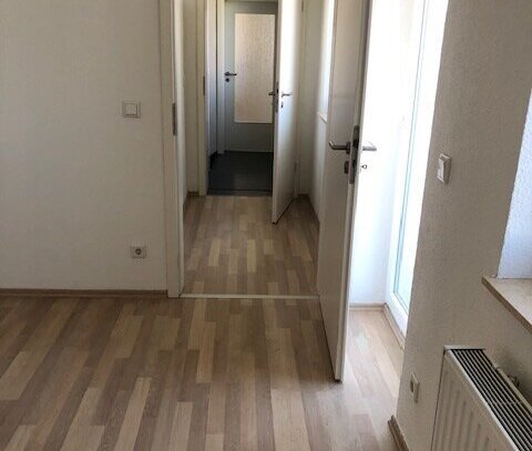 Entspannte und liebe Magdeburger gesucht!!! Außergewöhnliche Maisonette-WE m. 2 Bädern + 2 Balkone mitten im Kiez!