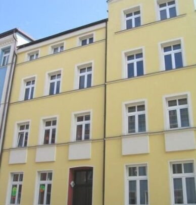 ~ Kleine 2 Zimmer Wohnung in der Heinrich-Heine-Straße mit Balkon ~