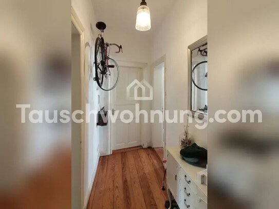 [TAUSCHWOHNUNG] Biete günstige 2 Zi. Altbau Wohnung mit Balkon