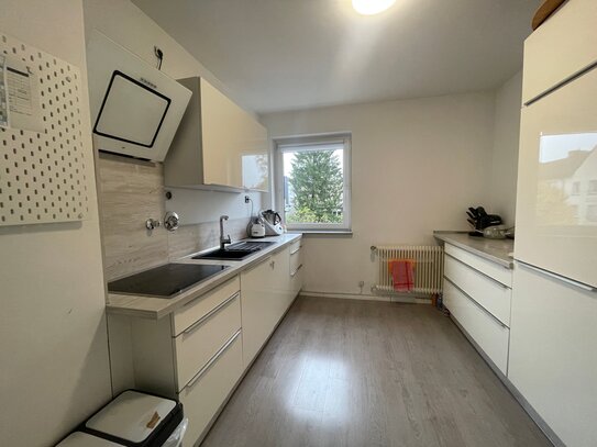 Modernisierte und gepflegte 3-Zimmer-Wohnung mit Balkon in zentraler Lage von Solingen