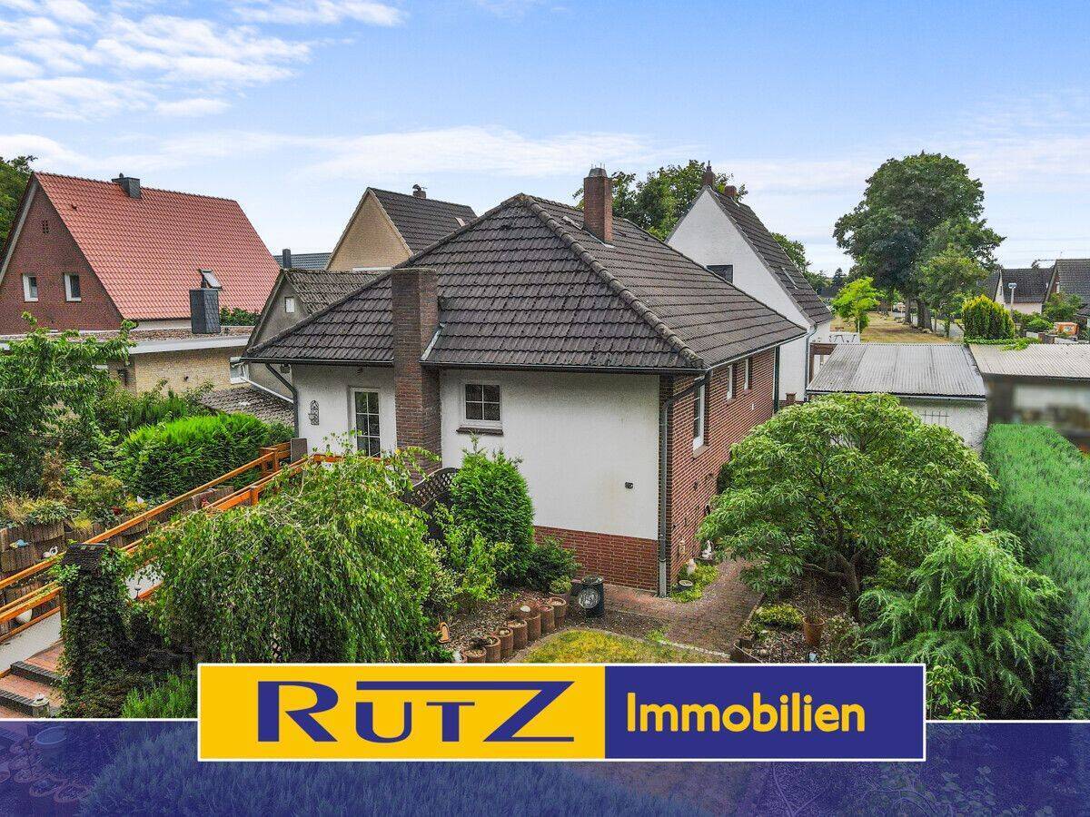 Real Estate Title Image Background