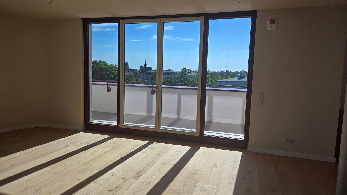 Exklusives Maisonette-Penthouse mit direktem Liftzugang & Dachterrasse in Berlin-Weißensee - Photo 1